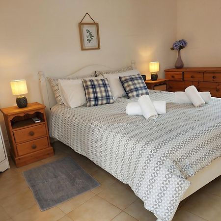 Għasri Razzett Warda B&B المظهر الخارجي الصورة
