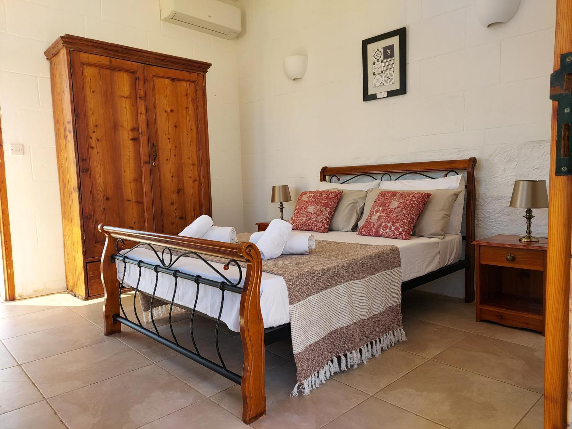 Għasri Razzett Warda B&B المظهر الخارجي الصورة